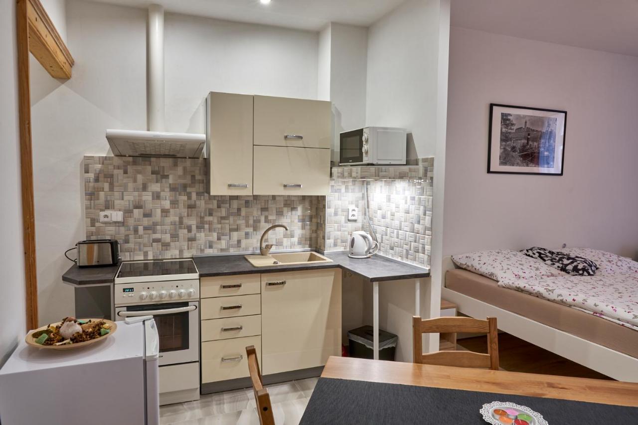 Krejcovstvi Appartement Mělník Buitenkant foto