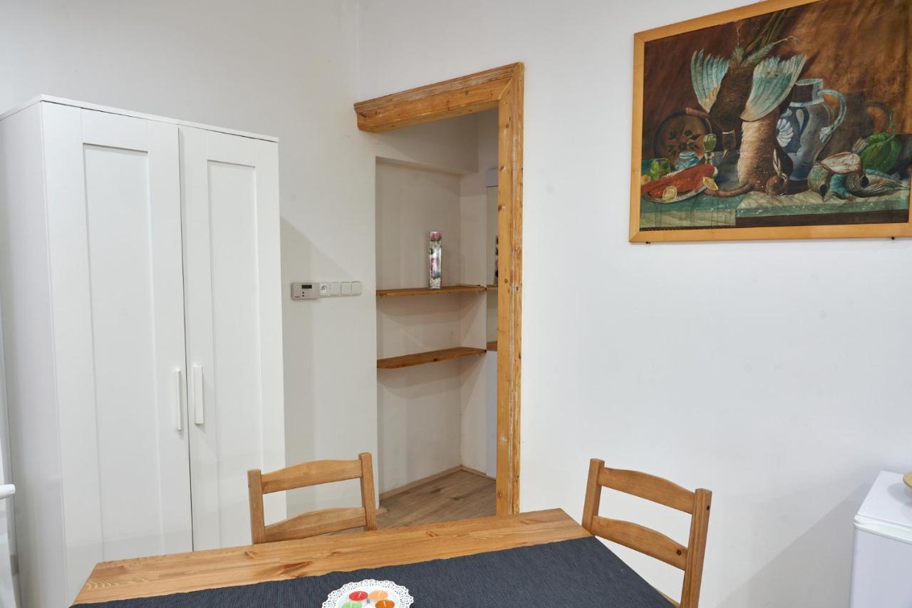 Krejcovstvi Appartement Mělník Buitenkant foto