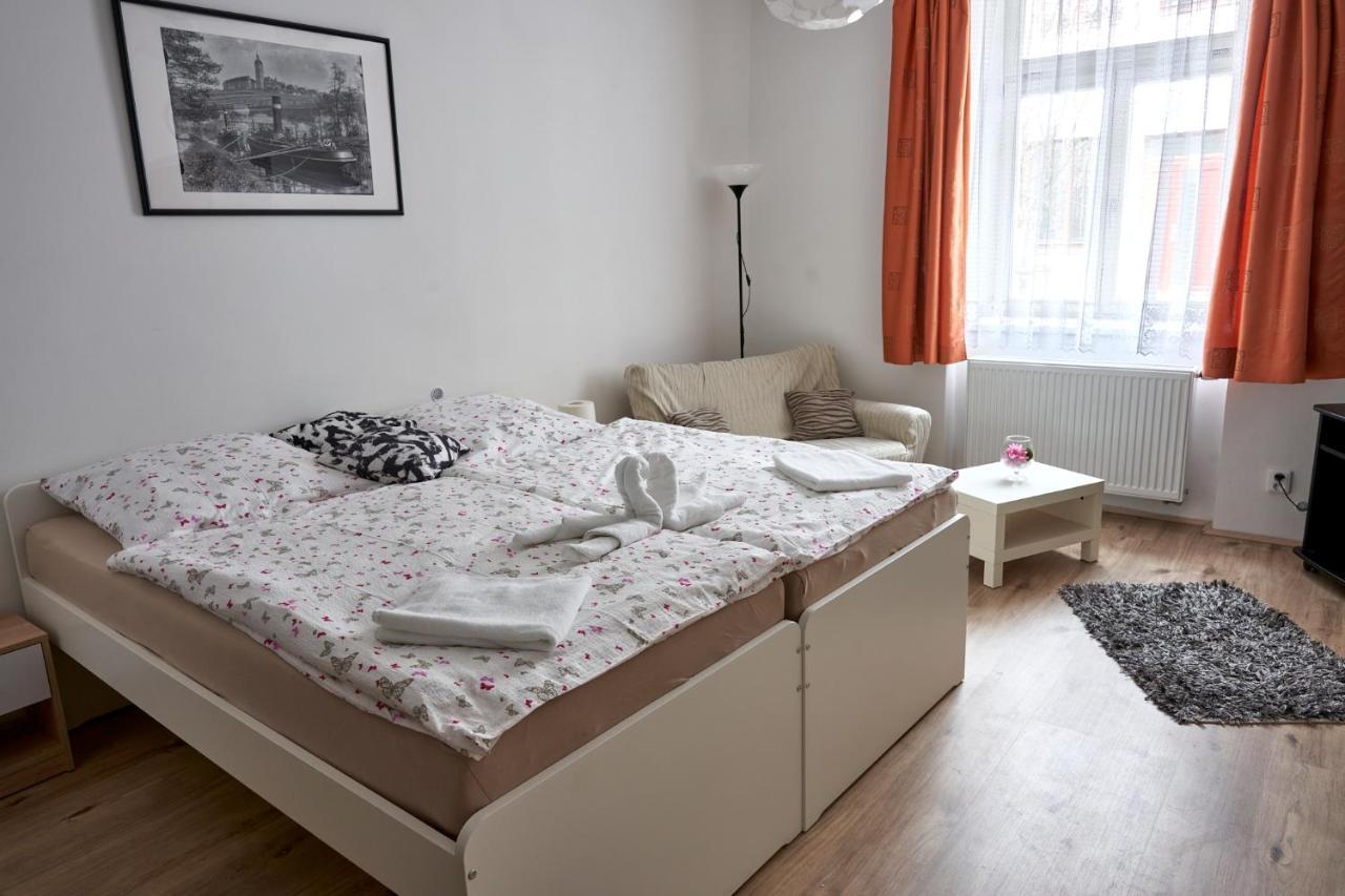 Krejcovstvi Appartement Mělník Buitenkant foto